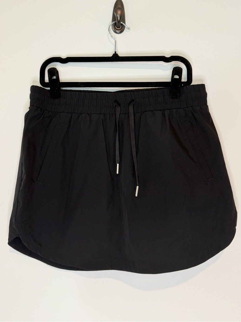 Halara Women’s Black Active Drawstring Skort